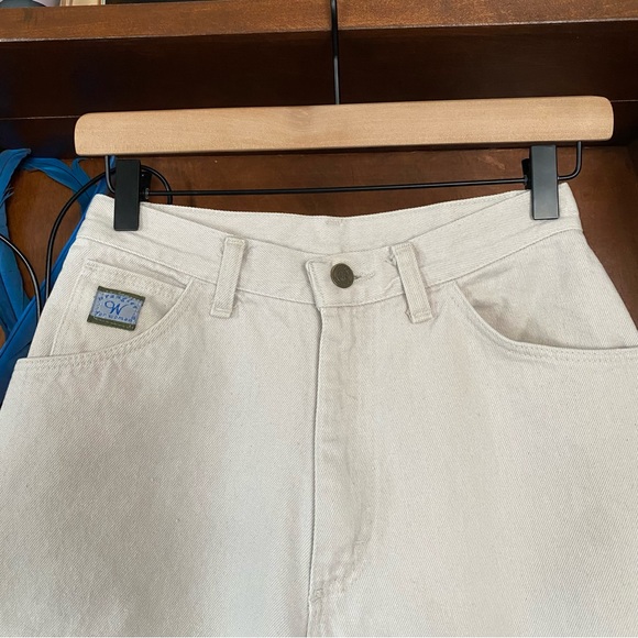 Vintage Wrangler - Cream Tapered Mom Jean Denim Jeans - size 8